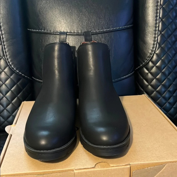 b.o.c. Black Ankle Booties with Durable Sole - Picture 3 of 6